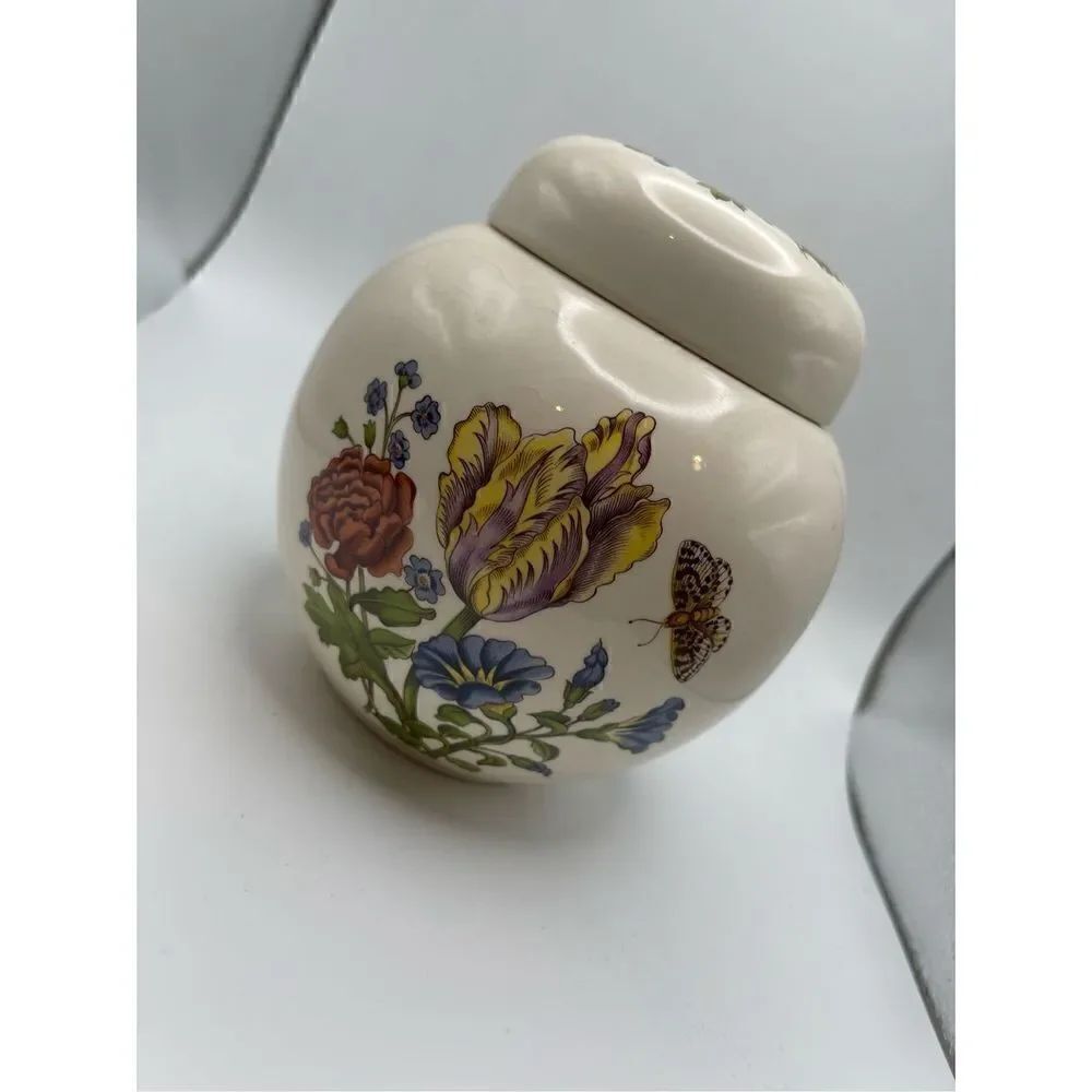 Mason’s white floral butterfly ginger jar